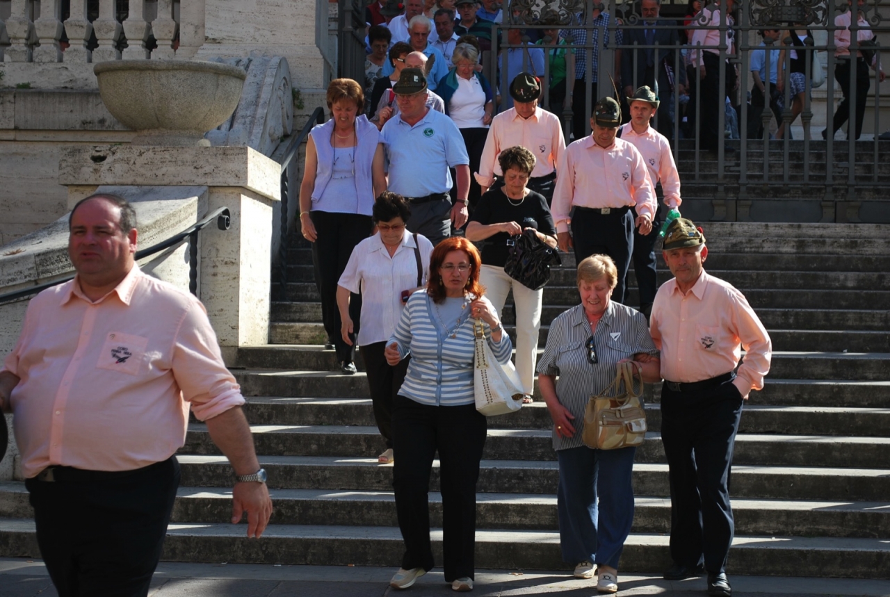 Latina 2009-36