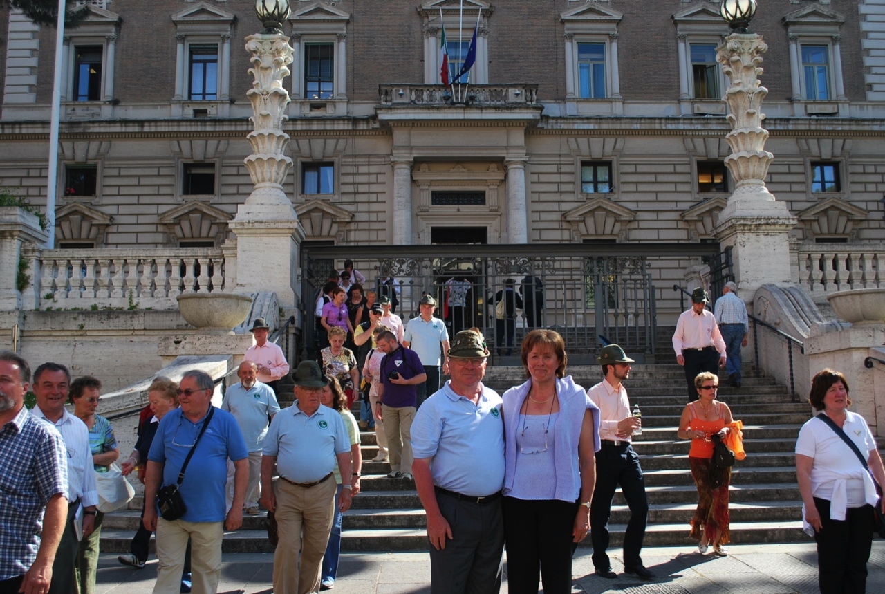 Latina 2009-37